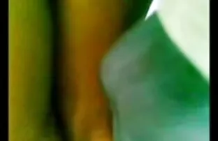 129 की तरह: जींस में गोरे-बस में शॉर्ट्स। सेक्सी मूवी हिंदी में