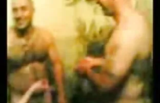 अरब सब कुछ pours वीडियो सेक्सी फिल्म भेजो