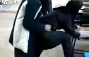 वक्ता-व्यायामशाला सेक्सी फिल्म देखने में