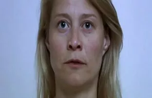 मंच पर डेज़ी हीरा हॉलीवुड सेक्सी हिंदी फिल्म