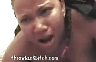 ब्लैक में भावनाएं लड़कों की बिल्ली के साथ बौना ऑनलाइन सेक्सी वीडियो फिल्म