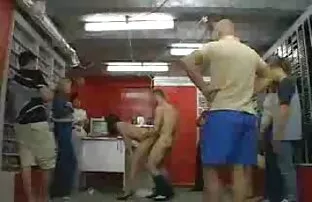 पागल रूसी सार्वजनिक गर्म है सेक्सी पिक्चर की फिल्म