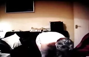 70 साल पुराने दादी मैरियन स्ट्रिप्स सनी लियॉन मूवी सेक्सी