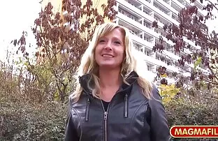 सड़क पर मेग्मा हॉट महिला फिल्म पिक्चर वीडियो सेक्सी