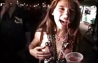 दूध कल्पना में सेक्स हिंदी में सेक्सी फिल्म भेजिए