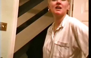 उसकी (माँ सेक्स) चमकती दिखाया गया) भोजपुरी मूवी सेक्सी