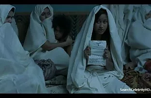 लीसी गोरा और करीन ब्रूस - शादी के गाने हिंदी फिल्म सेक्सी में