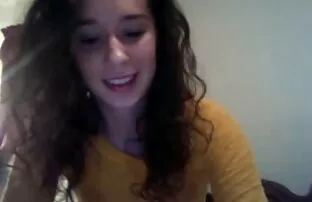 कैम पर शर्मीली लड़की सेक्सी फिल्म वीडियो में चाहिए