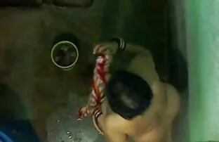 चौथाई के साथ बाथरूम, 2 हिंदी सेक्सी फिल्म पिक्चर