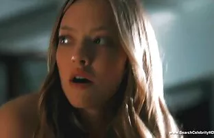 नग्न दृश्यों की कला-च्लोए-एच. डी. फिल्म सेक्सी हिंदी में