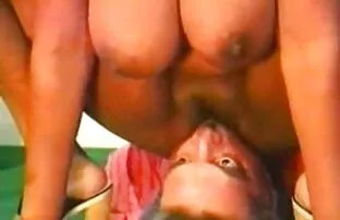 उसे बिल्ली के साथ गरम काली लड़की खाया सेक्सी पिक्चर फिल्म इंग्लिश