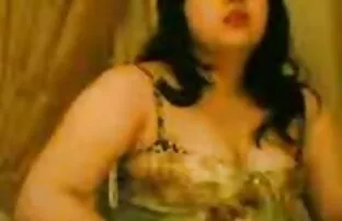 Arac महिला सेक्सी फिल्म फुल एचडी में