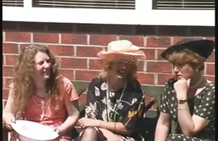 देवियों गांव महोत्सव आलिया भट्ट की सेक्सी मूवी