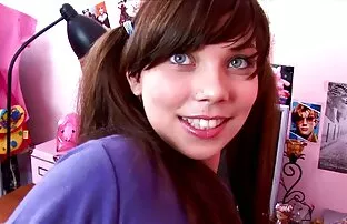 गुलाबी अधोवस्त्र में मोबाइल फोनों सेक्सी फिल्म हद मूवी