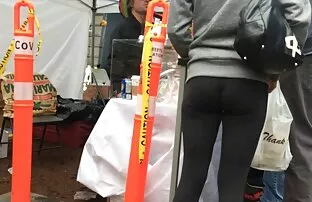 गधा त्योहार हॉलीवुड सेक्सी हिंदी मूवी