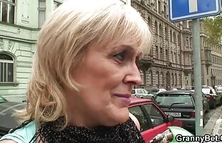 60 साल पुराना है, वह छोटा है सेक्सी पिक्चर वीडियो में सेक्सी वीडियो में