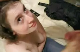 शर्मीली, बहुत सुंदर, निगलना, फुल सेक्सी फिल्म वीडियो में