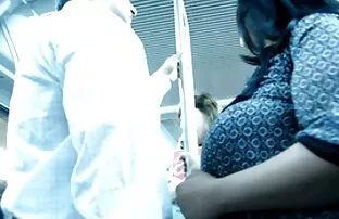 बू-Toobs 'बॉब्स ' बॉब्स'! मोदी सेक्सी फिल्म