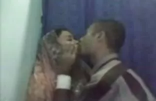 केबिन कैफे में भारतीय सेक्स हिंदी सेक्सी पिक्चर फिल्म