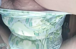 1 कार में काजल की सेक्सी फिल्म