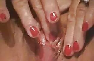 हस्तमैथुन परिपक्व युगल सोलो मोज़ा खिलौने सेक्सी पिक्चर वीडियो में दिखाइए