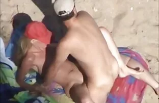 समुद्र तट पर सेक्स अजय देवगन की सेक्सी पिक्चर