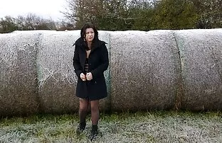 कुतिया पेट्रा। जनवरी 2014 सेक्सी नंगी सेक्सी फिल्म