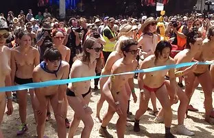 खाली चल रहा है-भाग 1 सेक्सी वीडियो हिंदी में मूवी