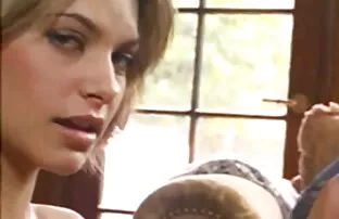 एक कोमल हाथ के साथ एचडी में सेक्सी मूवी