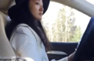 एक टेस्ट ड्राइव के दौरान कार विक्रेता फुल मूवी सेक्सी पिक्चर