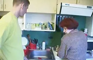 एक 7 की माँ - भाग 1 राखी सावंत की सेक्सी मूवी