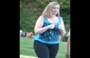 मोटा, ब्लंड, सुंदर सेक्सी सेक्सी हिंदी में फिल्म