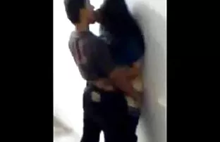 मलय-पूर्ण कपड़े खिलौना पकड़ा सेक्सी फिल्म इंग्लिश में वीडियो में