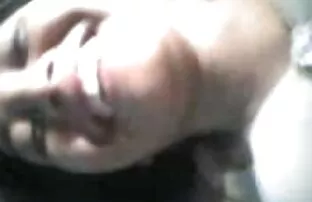 लीला, चीन और आईडीए बिमा 2. कोई सेक्सी फिल्म दिखाइए