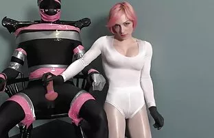 गुलाम खींचने डबल पोल गुना करने के लिए मजबूर किया जाता है टीचर की सेक्सी मूवी