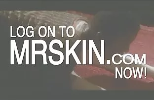 लाल, प्रसिद्ध लोग निशानची हैं! सेक्सी मूवी हिंदी फिल्म