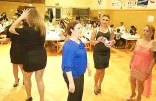 शादी आश्चर्य की बात पानी सेक्सी पिक्चर