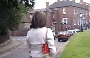 Suzie जिला-ड्रॉप सेक्सी फिल्म वाली