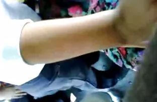 युवा लड़की शौचालय रगड़ना करने के लिए आदमी की अनुमति दी । सेक्सी नंगी पिक्चर वीडियो में