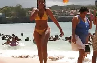 बिकनी के माध्यम से देख पहने लड़की पिक्चर फिल्म सेक्सी