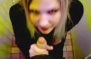 मुख-मैथुन सार्वजनिक शौचालय, सेक्सी मूवी इंडियन मूवी