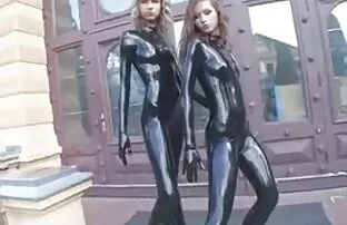 दो रबर क्रिस्टल, हिंदी में फिल्म वीडियो सेक्सी