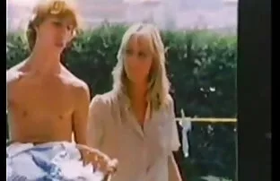 हॉट 70 की माँ, एक पड़ोसी के बच्चे सेक्सी फिल्म हिंदी की