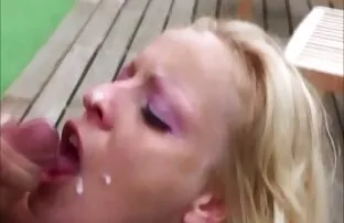 मोर्चा 24 गोरा, भक्षक। असली सेक्स फिल्म