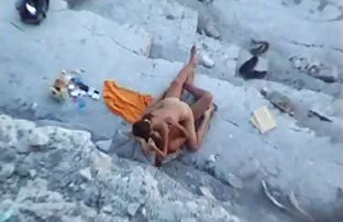 न्यडिस्ट समुद्र तट में spycamed आप की सेक्सी फिल्म