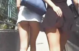 अपस्कर्ट 35 सेक्स फिल्म हिंदी मूवी