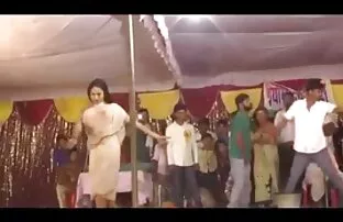 नृत्य गीला नग्न मूवी सेक्सी वीडियो