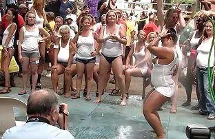 शौकिया गीले टी शर्ट प्रतियोगिता-2013 सेक्सी चाहिए मूवी