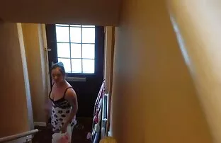 जूली वितरण आदमी को देखा, सेक्सी मूवी न्यू